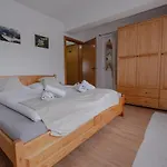 Alpenpension Haslinger Pensión 3*