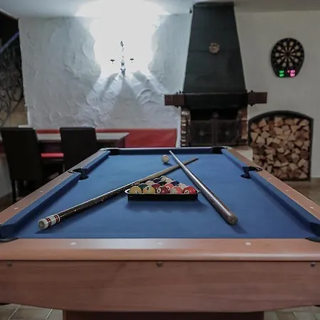 Alpenpension Haslinger باد جاستاين